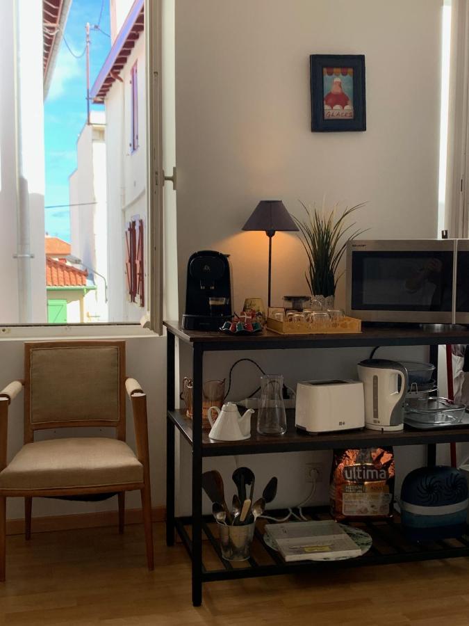 Biarritz Centre, Pres Avenue De Verdun, Cosy Apt 2 Pieces , Salon , Chambre Separe, Rue Tres Calme A 10 Minutes A Pied De La Grande Plage Exterior foto